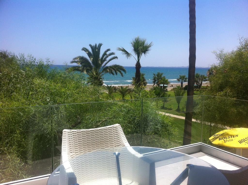 Sandy Beach Apartment 13 Oroklini Chambre photo