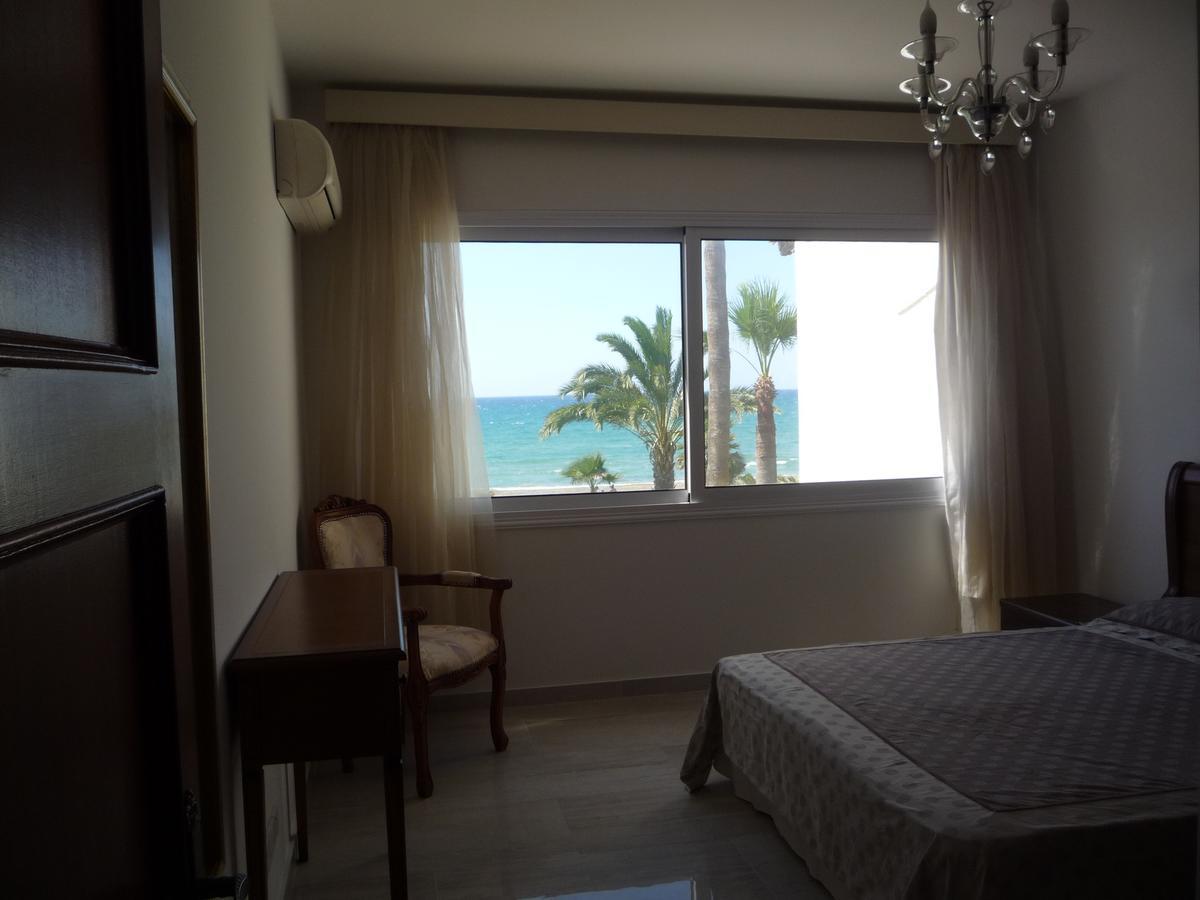 Sandy Beach Apartment 13 Oroklini Extérieur photo